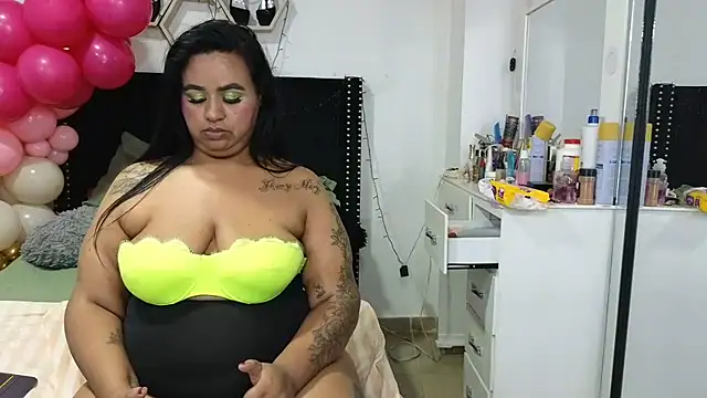 charlotte_077's cam snapshot