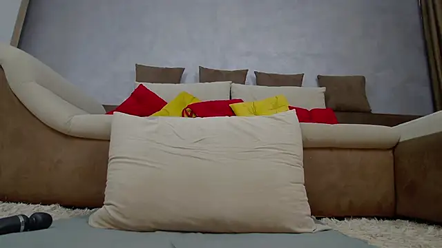 Enna-Kymm live sex cam