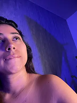 Valentinne_z live sex cam