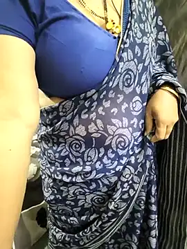 bhuvana_555's cam snapshot