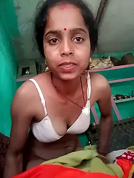 Alisha_beby143 live sex cam