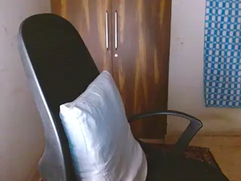 Roiseeee's cam snapshot