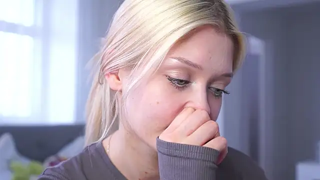 TaraBomstad's cam snapshot