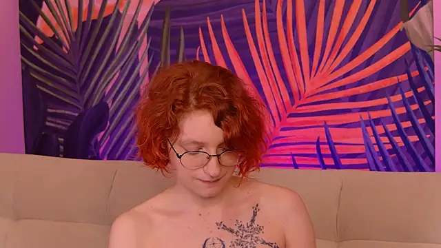 RubyGibbs_'s cam snapshot