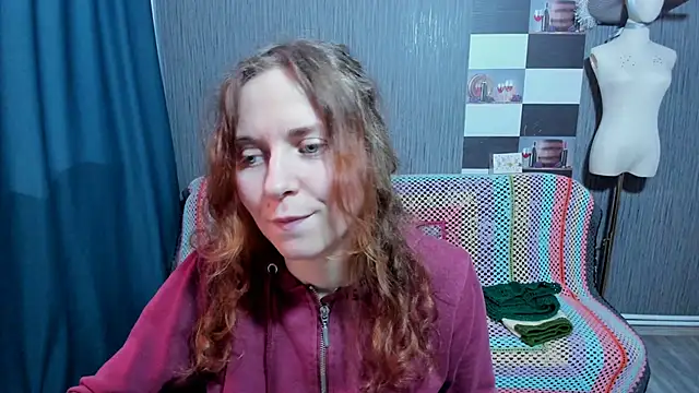 pa1e_pr1ncess's cam snapshot