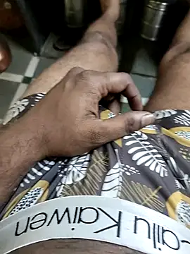 mumbai_black's cam snapshot