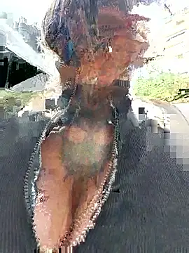 TravelMommyBlair's cam snapshot