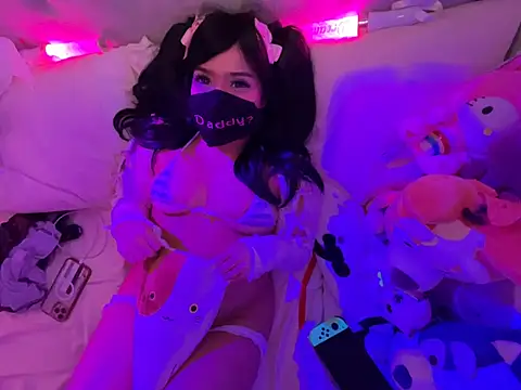 Onlypawzz's cam snapshot