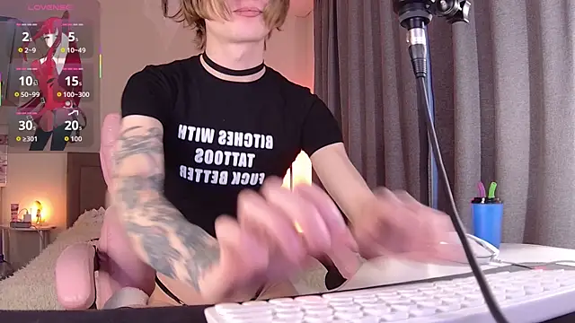 midwestemoqueen live sex cam