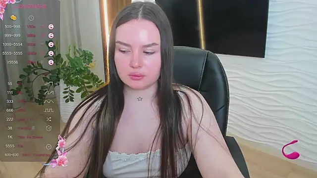 Mia_Milkvey's cam snapshot