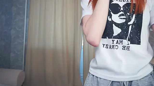 TarynPalek live sex cam