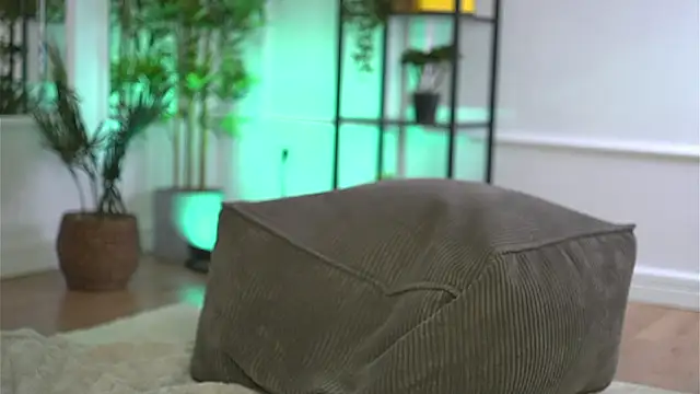 Cherrysweett live sex cam