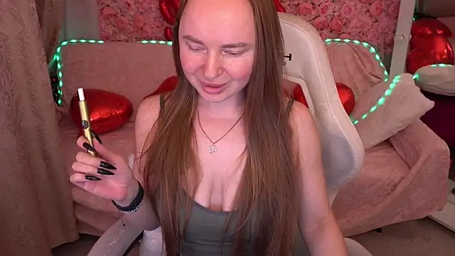 MiaRedFox live sex cam