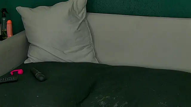 RoxanneJoy's cam snapshot