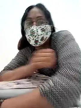 Your-Sasha7's cam snapshot