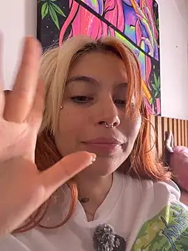 YunoRose_'s cam snapshot