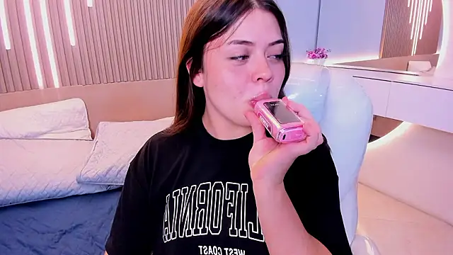 Sexy_paradise18_'s cam snapshot