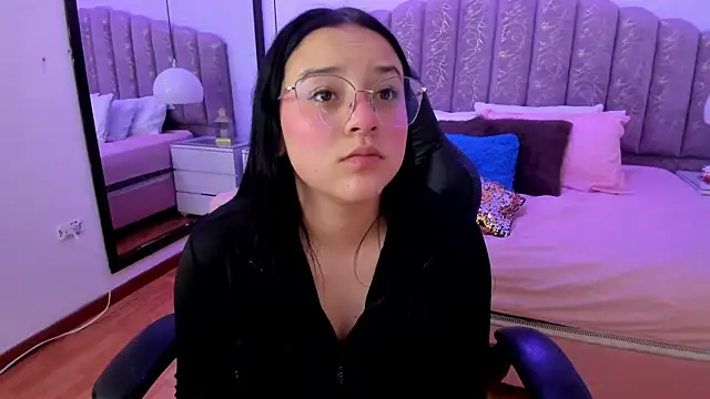 Amy_Ferreira's cam snapshot