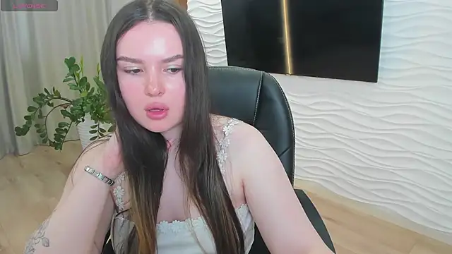 Mia_Milkvey's cam snapshot