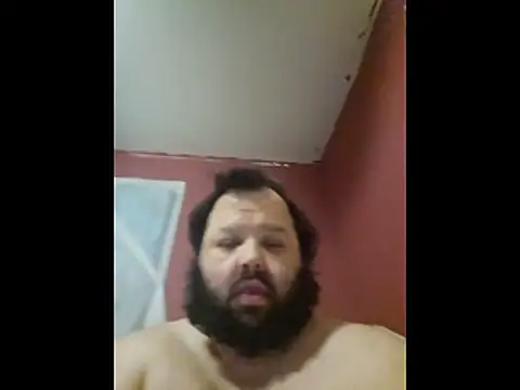 Strongbutgentle36 live sex cam