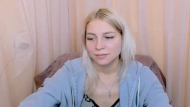 FoxyKathryn's cam snapshot