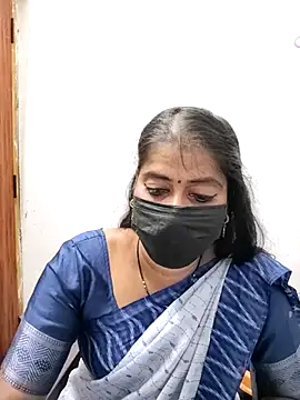 tamil_Sigappu_Roja's cam snapshot