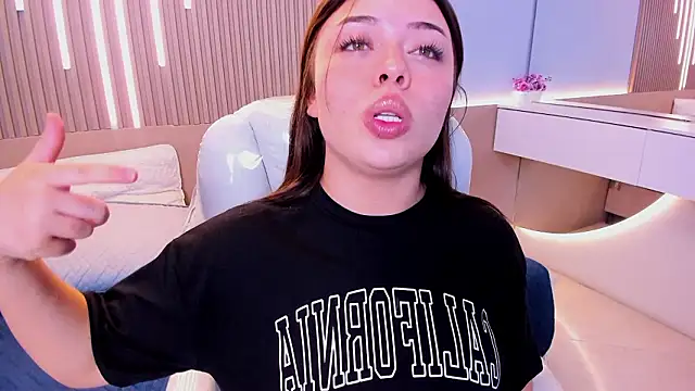 Sexy_paradise18_'s cam snapshot