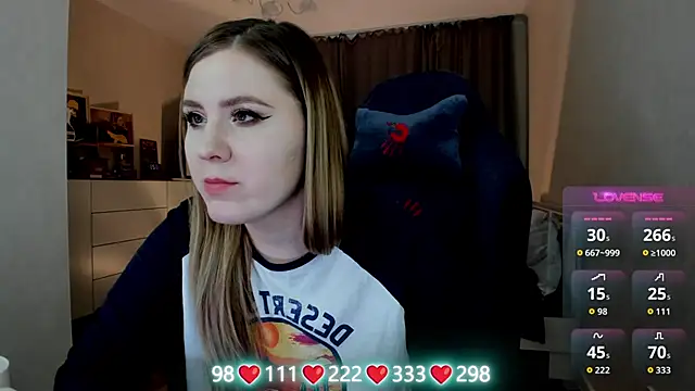 Olivia_Munk's cam snapshot