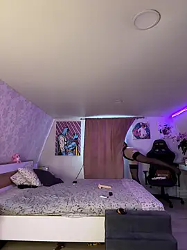 -MaybeBaby-'s cam snapshot