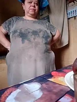 oksana72 live sex cam