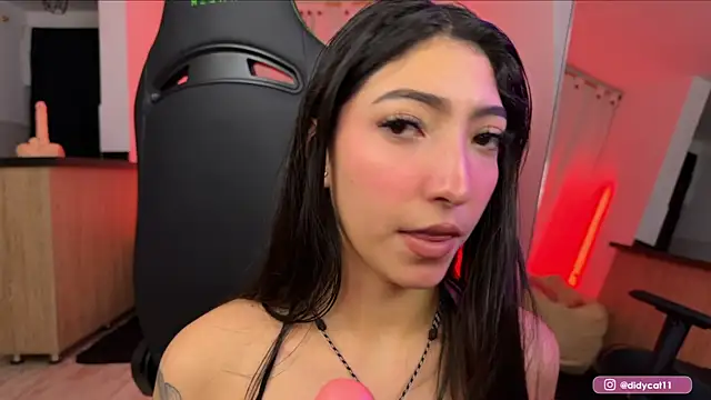 MarianaBranzz live sex cam