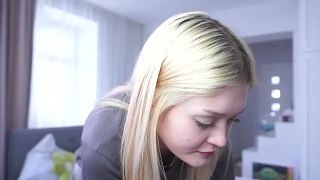 TaraBomstad's cam snapshot