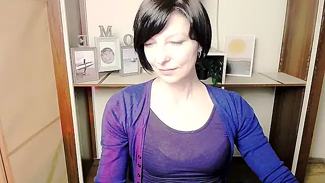 _AngeliaFlow_ live sex cam