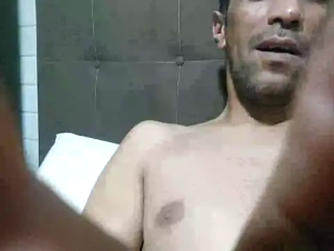 Hotcasados69 live sex cam