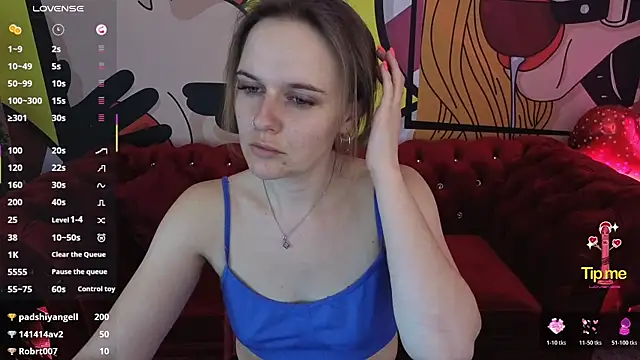 MaribelRiverr_'s cam snapshot