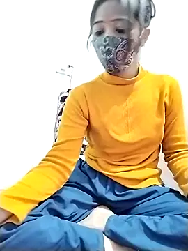 Cute-Naavya's cam snapshot