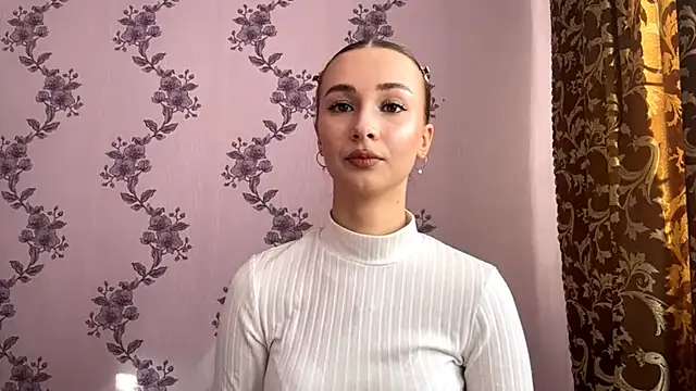 LacieHelaire's cam snapshot