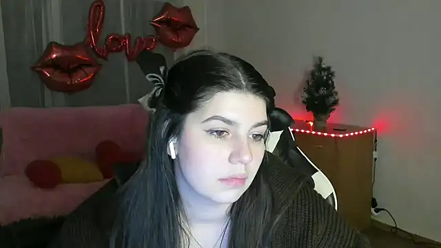 KisaModel's cam snapshot