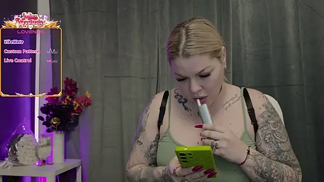 Issa_Jo live sex cam