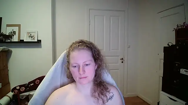 Girlnina-1995 live sex cam