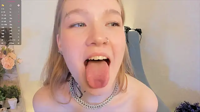 MaireLanda's cam snapshot