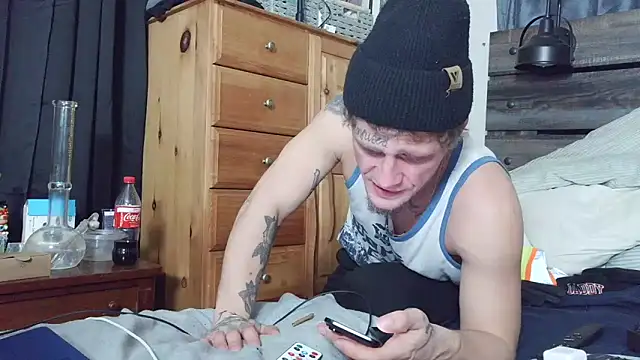 spazz247's cam snapshot