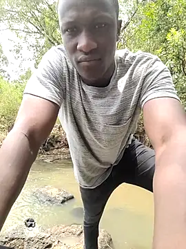 Bruze-Jade's cam snapshot