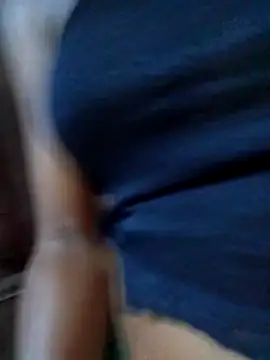 Skinnie_s's cam snapshot