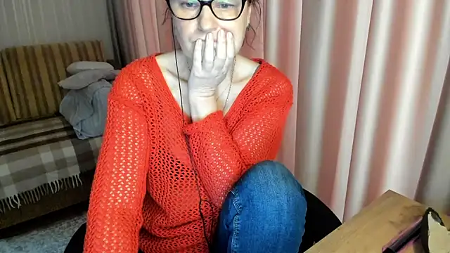 lauraoven live sex cam