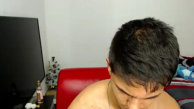 Alex_mojica live sex cam