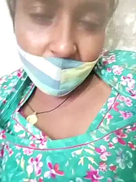 aunty_sumy live sex cam