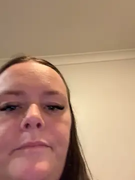 carinabro10's cam snapshot