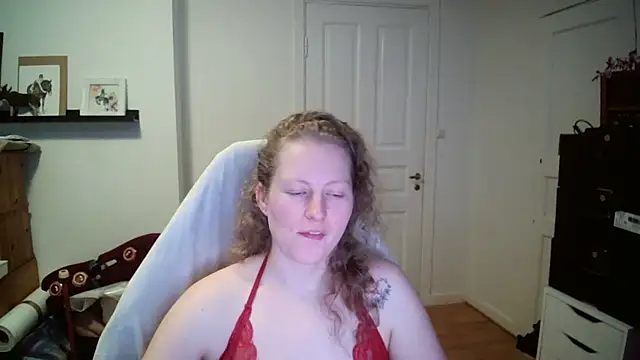 Girlnina-1995's cam snapshot