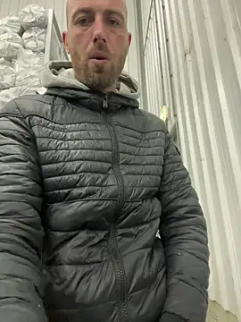 Rotteei1 live sex cam